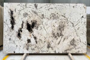 SAI-853  MARVALLOUS WHITE GRANITE SLAB
