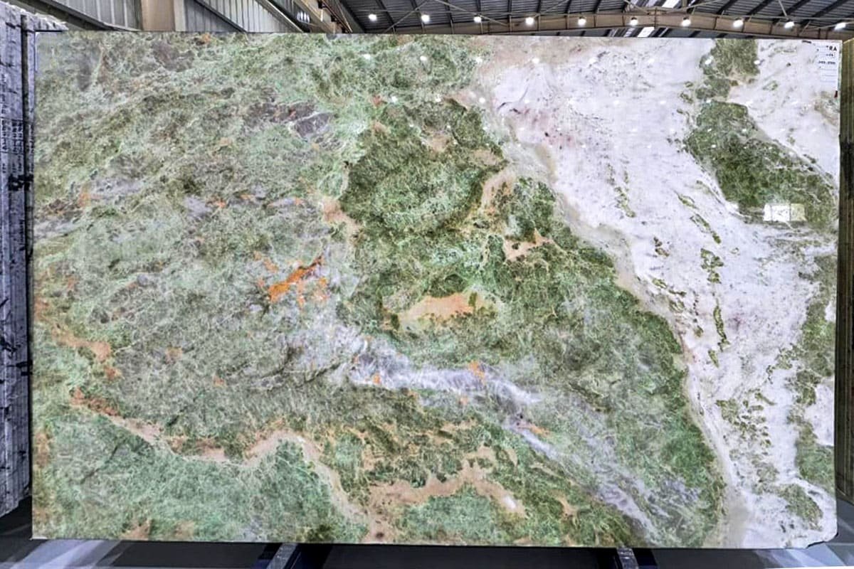 River Green Quartzite